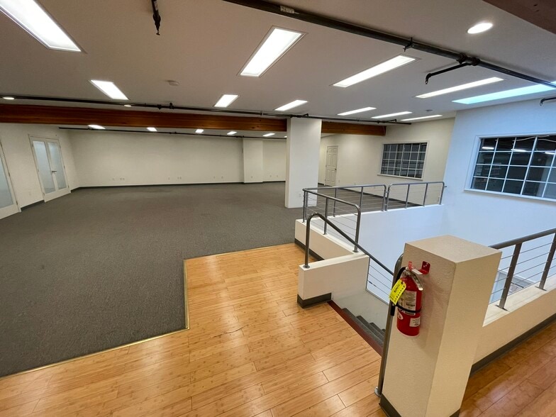 More Photos Of 1175 Obrien Dr, Menlo Park Manufacturing For Lease