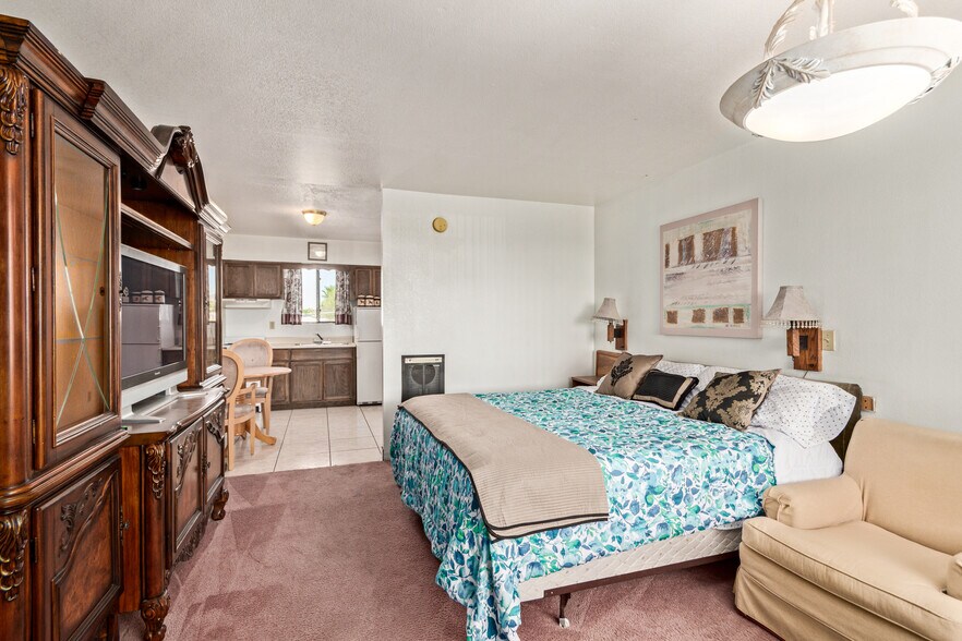More Photos Of 8008 E Main St, Mesa Hotel For Sale