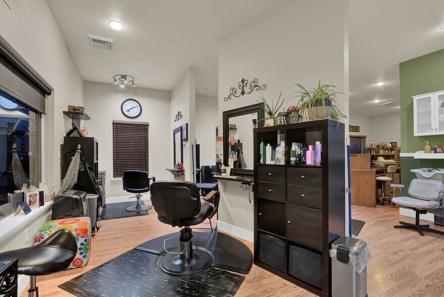 More Photos Of 4029 W State St, Boise Office For Sale