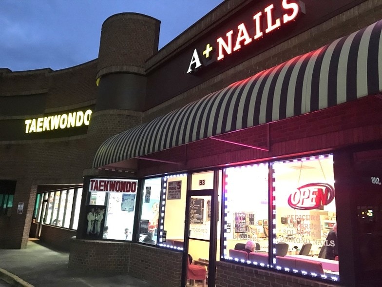 More Photos Of 6330 Lawrenceville Hwy, Tucker General Retail For Lease