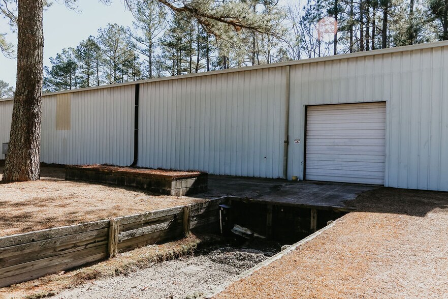 More Photos Of 307 Fields Dr, Aberdeen Warehouse For Lease