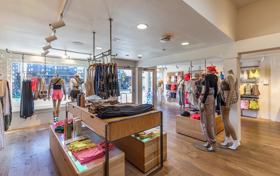 More Photos Of 1644 Abbot Kinney Blvd, Venice Storefront For Lease