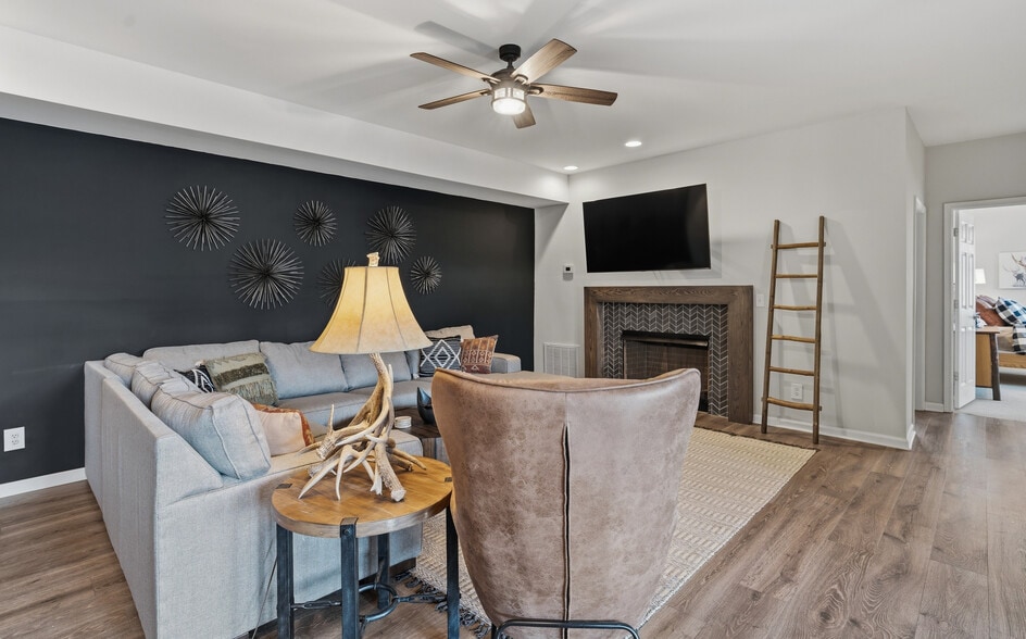 More Photos Of 402 Cliffside dr, Titus Land For Sale