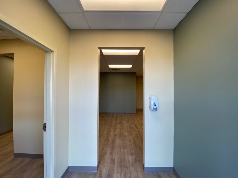 More Photos Of 11623 Philadelphia Rd, White Marsh Medical For Lease