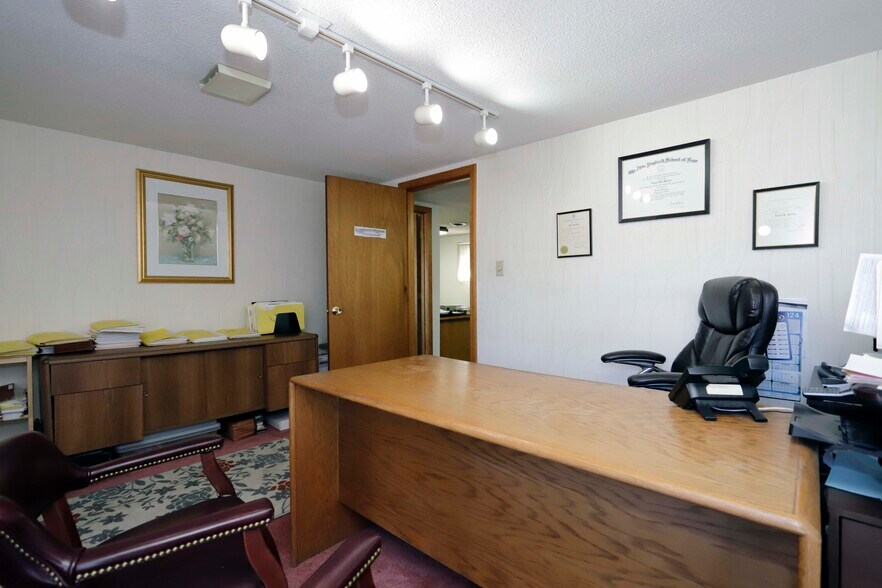 More Photos Of 161 Lindsey St, Fall River Office Residential For Sale