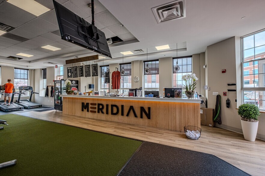 More Photos Of 105 Centennial St, La Plata Medical For Sale