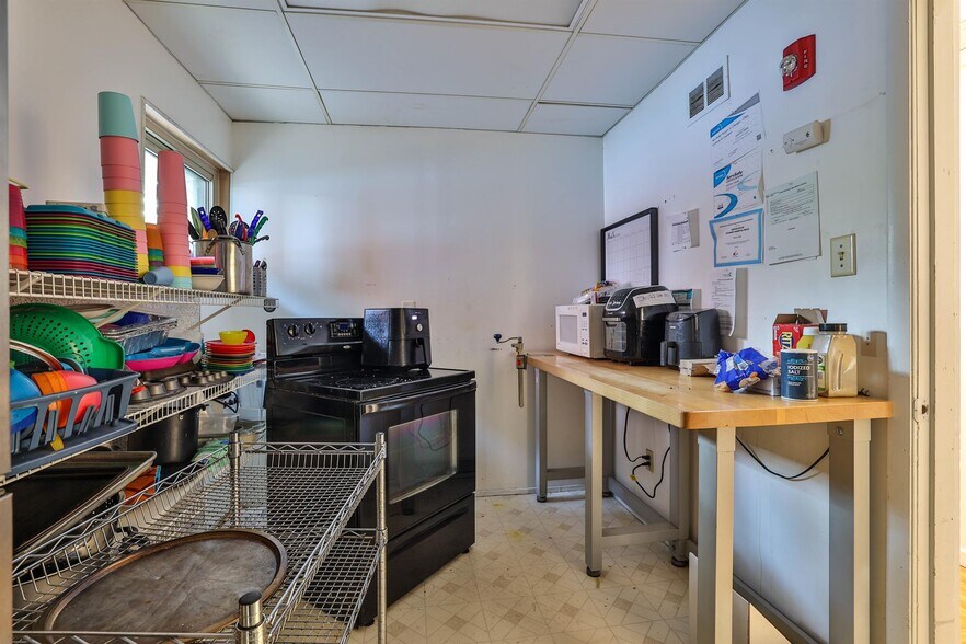 More Photos Of 2651 Highland Ave, Cincinnati Medical For Sale