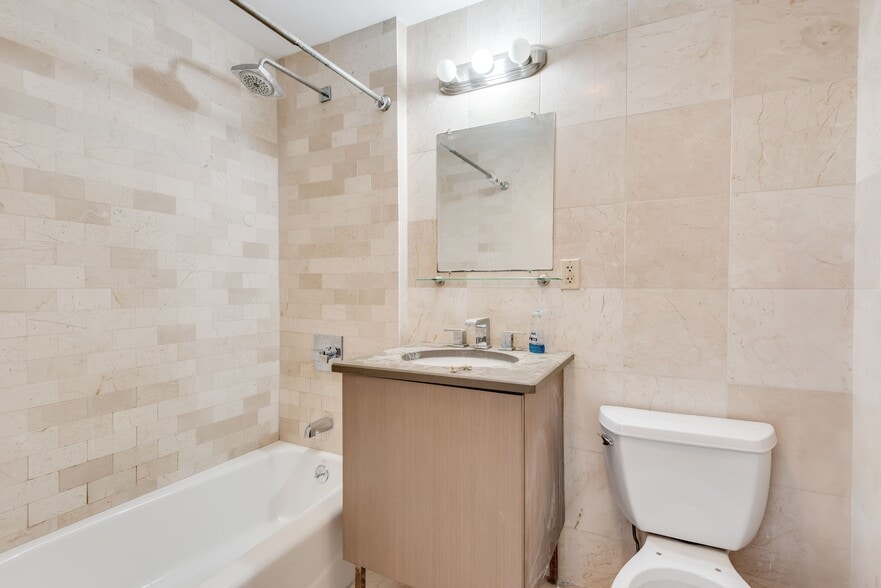 More Photos Of 518 Meeker Ave, Brooklyn Apartments For Sale