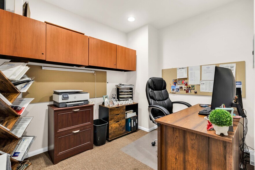 More Photos Of 1316-1320 Coolidge Ave, National City Light Distribution For Sale