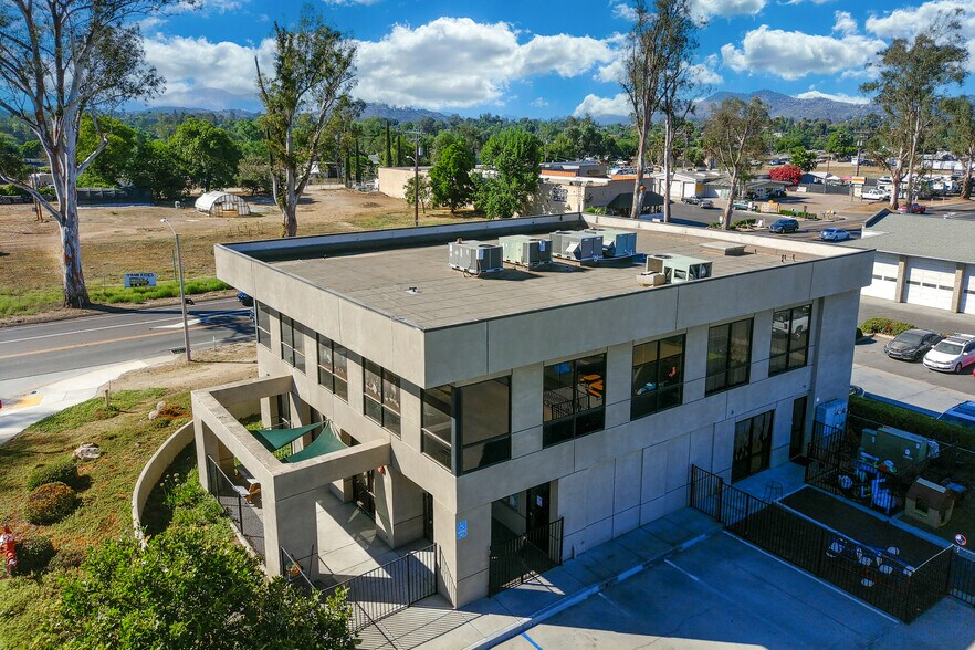 More Photos Of 2291 Main St, Ramona Office For Sale