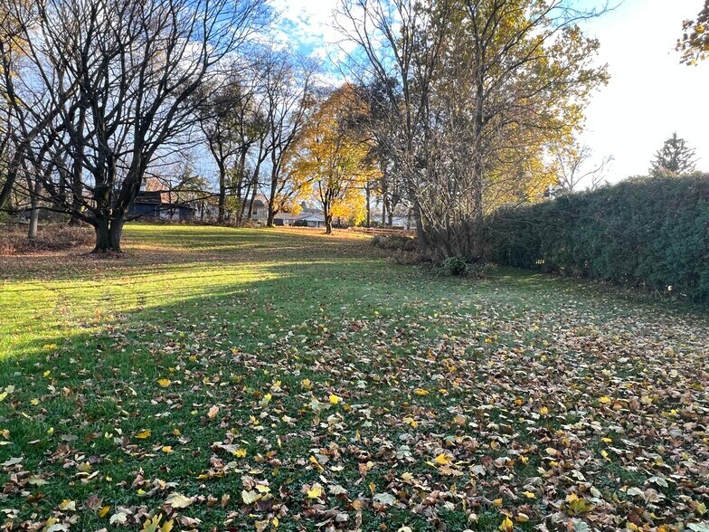 More Photos Of 2110 Walbert Ave, Allentown Office For Sale