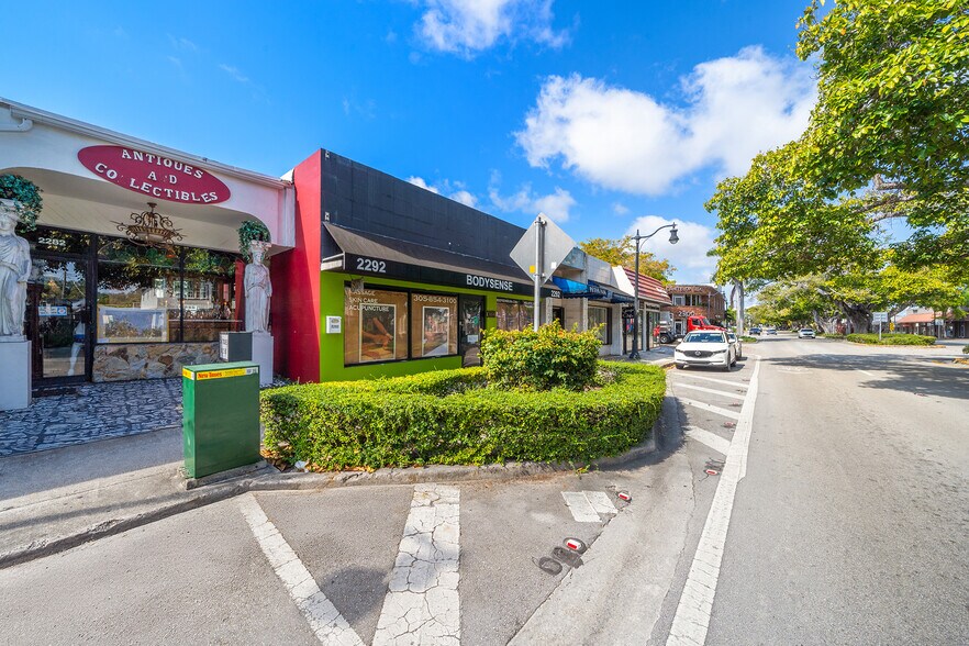 More Photos Of 2292 SW 22nd St, Miami Freestanding For Sale