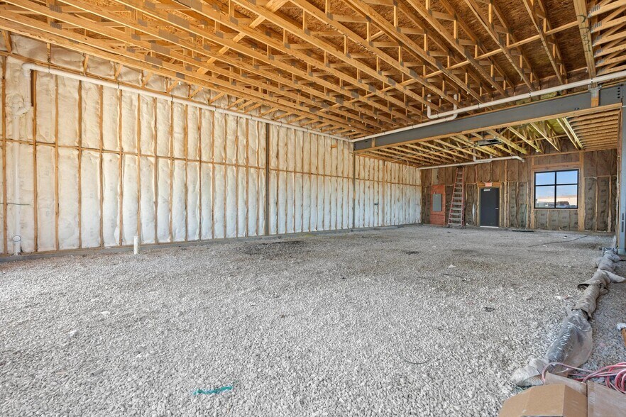 More Photos Of 1935 Prime Ct, Troy Medical For Lease