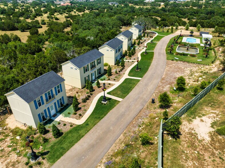 More Photos Of 1470 S Cranes Mill Rd, New Braunfels Lodge Meeting Hall For Sale