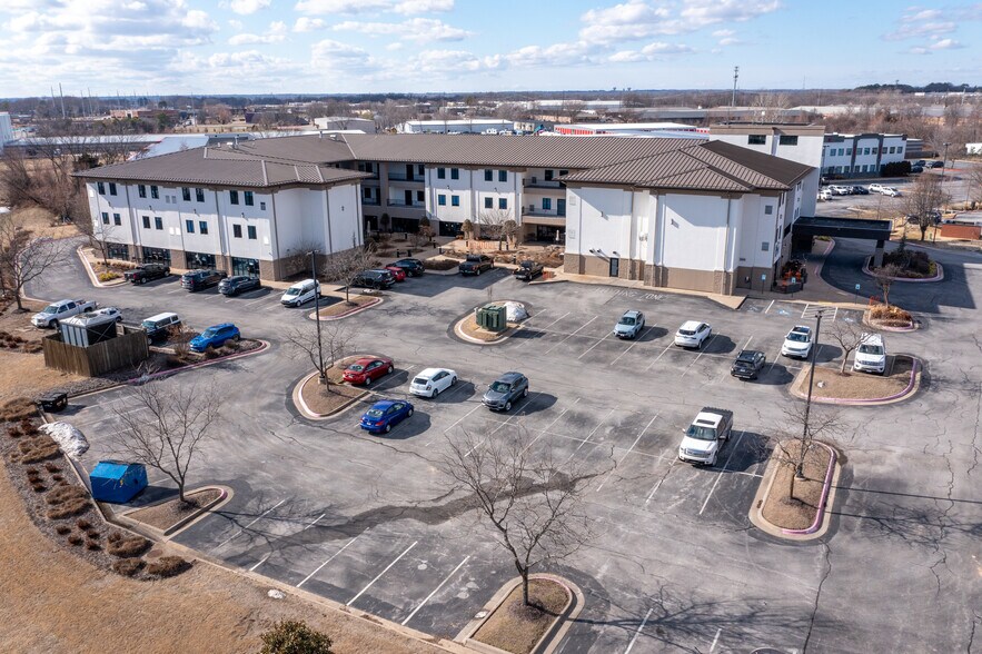 More Photos Of 1120 S Walton Blvd, Bentonville Apartments For Lease