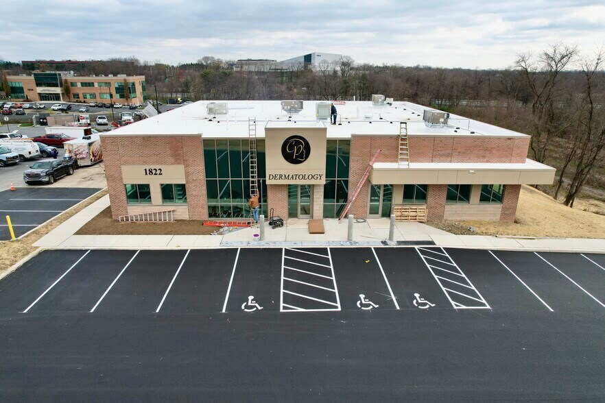 Primary Photo Of 1822 Good Hope Rd, Enola Healthcare For Sale