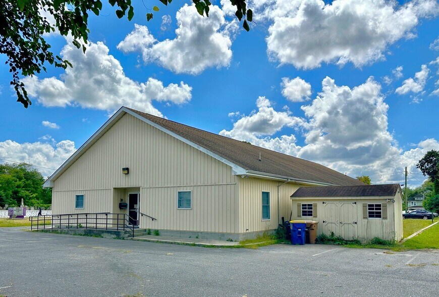Primary Photo Of 300 North St, Milford Religious Facility For Sale