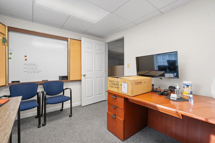 More Photos Of 360 State Route 101, Bedford Office For Sale