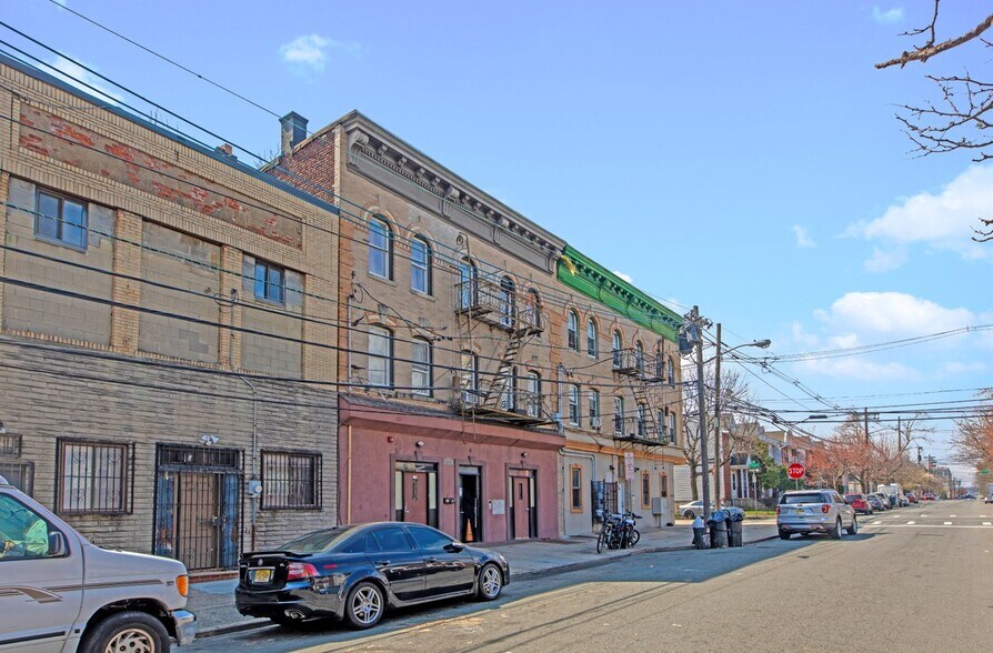 More Photos Of 487-489 18th Ave, Newark Apartments For Sale