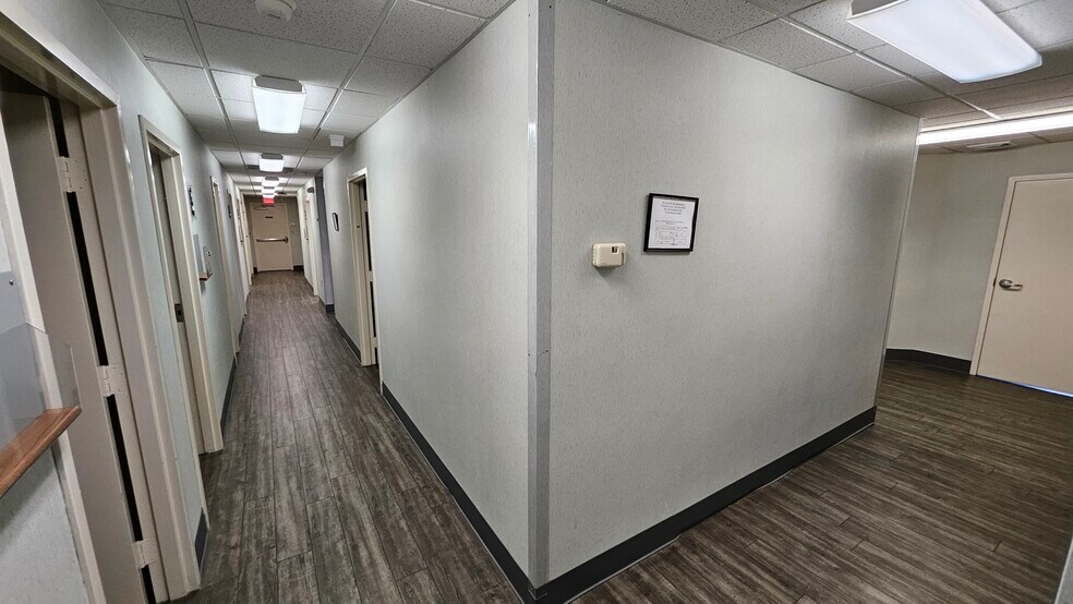 More Photos Of 4 Chateau Ln, Barboursville Medical For Sale