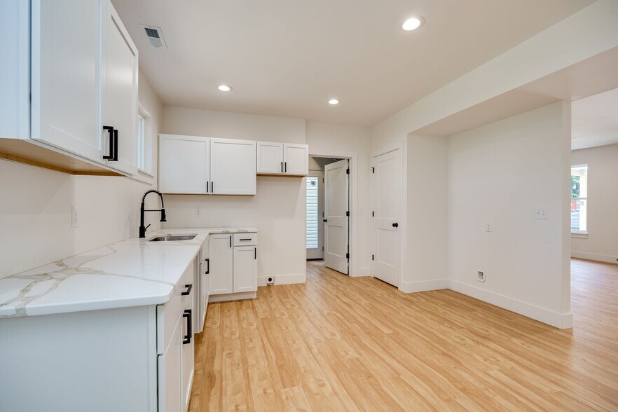 More Photos Of , Dayton Unknown For Sale