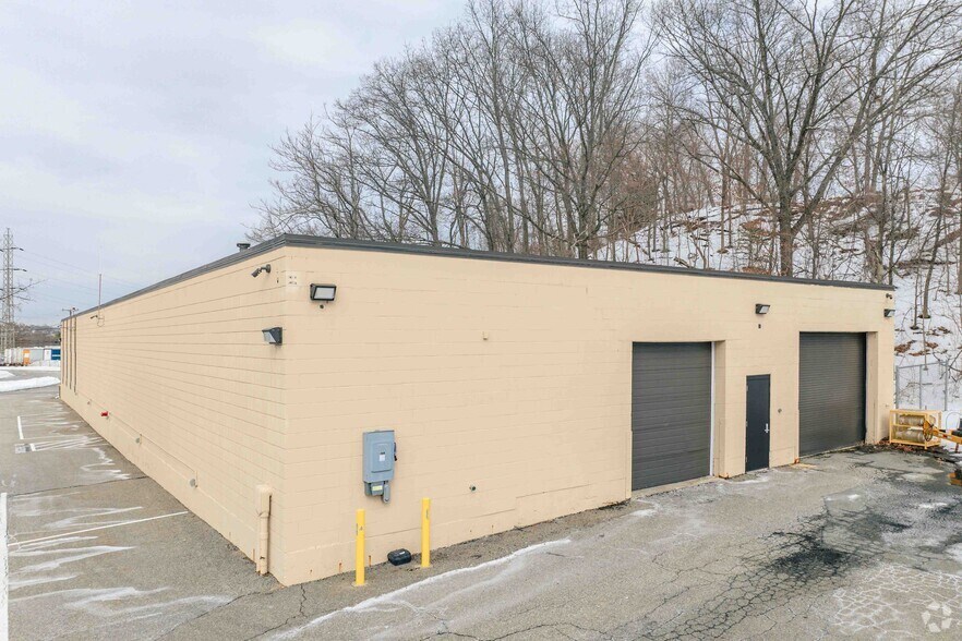 More Photos Of 1-9 Power St, Lawrence Industrial For Sale