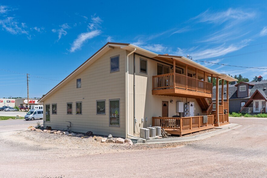 More Photos Of 1100 Mount Rushmore Rd, Custer Flex For Sale