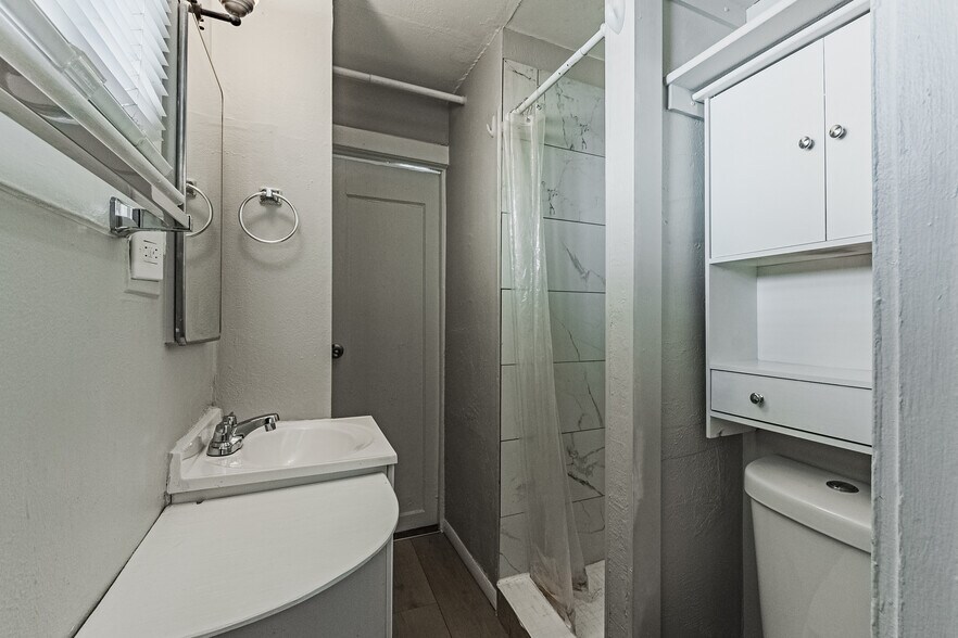 More Photos Of 3428 W Colorado Ave, Colorado Springs Apartments For Sale