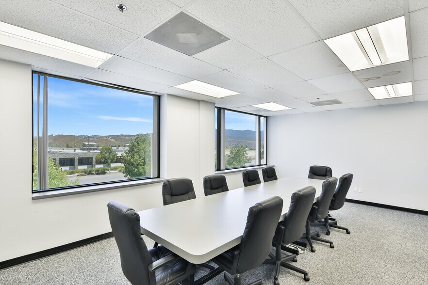 More Photos Of 27963 Franklin Pky, Valencia Warehouse For Sale