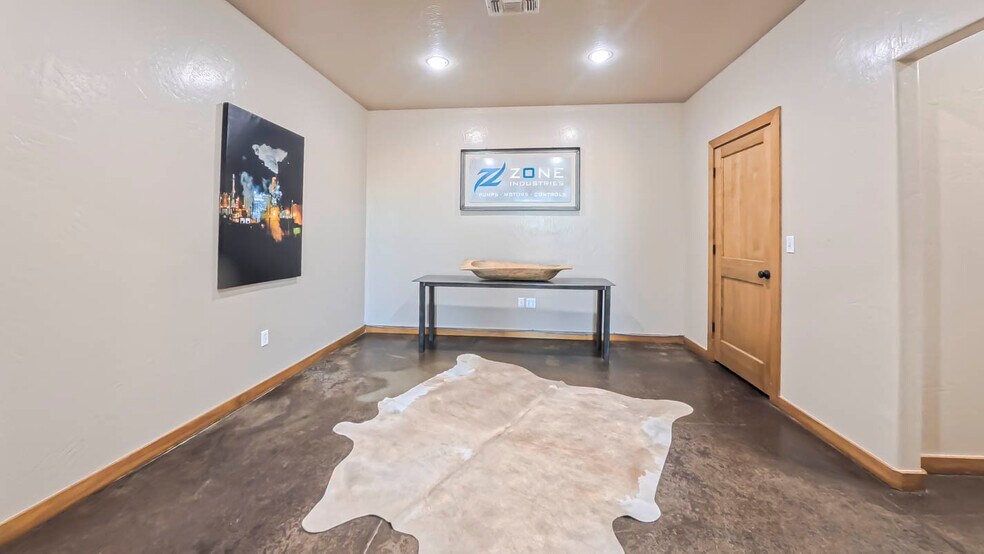 More Photos Of 2901 Lafayette Ln, Amarillo Warehouse For Sale