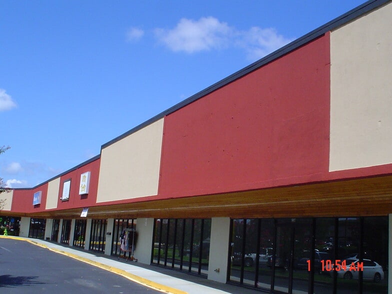 More Photos Of 975 Bacons Bridge Rd, Summerville Freestanding For Lease