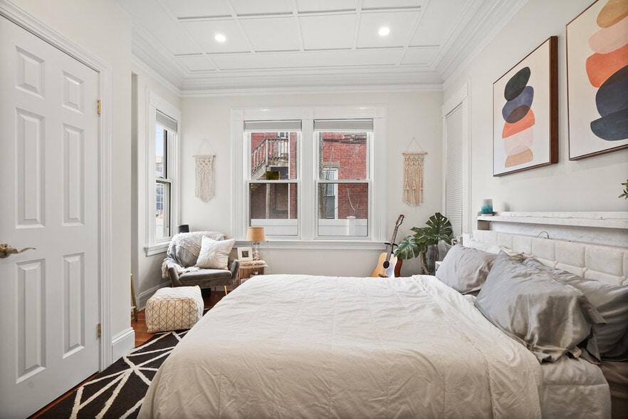 More Photos Of 24 Hoyt St, Stamford Apartments For Sale