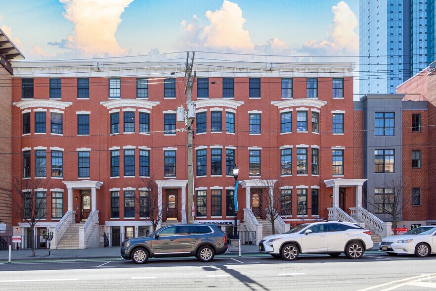 More Photos Of 299-307 Grand St, Jersey City Apartments For Lease