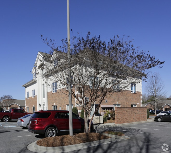 More Photos Of 10460 Park Rd, Charlotte Medical For Lease