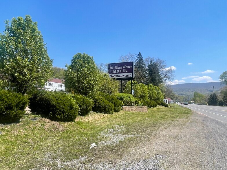 More Photos Of 11979 William Penn Hwy, Huntingdon Hotel For Sale