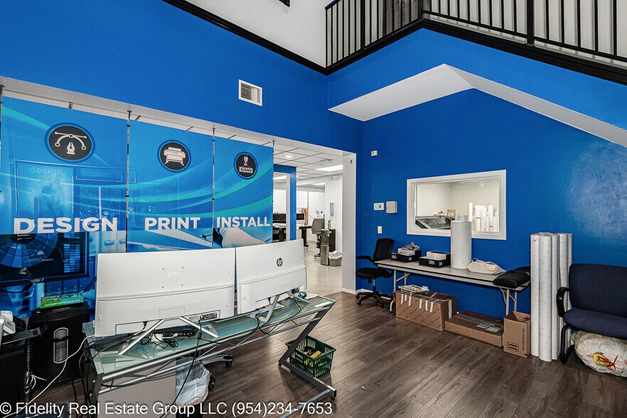 More Photos Of 3650 Coral Ridge Dr, Coral Springs Light Manufacturing For Sale