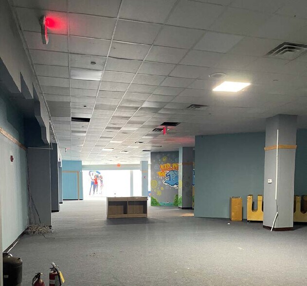More Photos Of 2825 3rd Ave, Bronx Medical For Lease