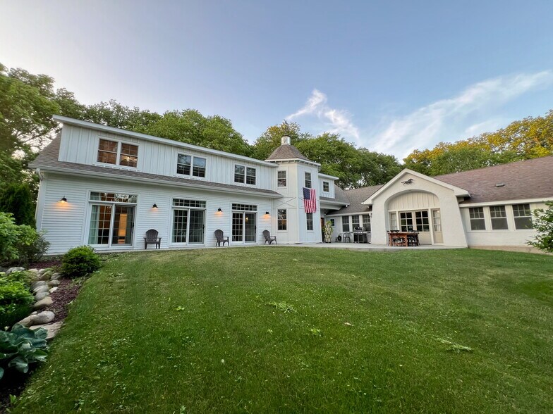 More Photos Of 204 Country Commons Rd, Trout Valley Lodge Meeting Hall For Sale