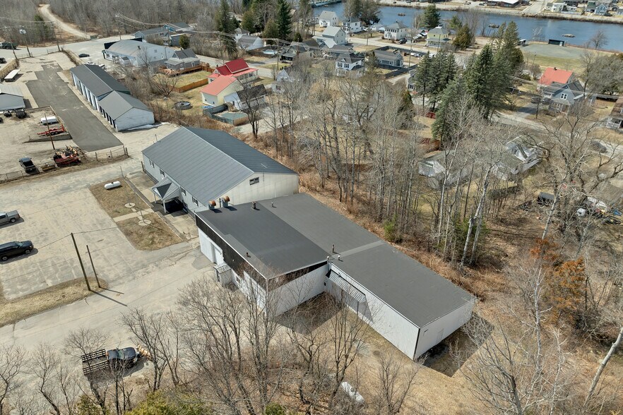 More Photos Of 55 Maynesboro St, Berlin Industrial For Sale
