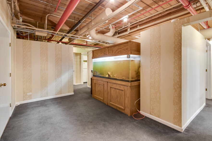 More Photos Of 1327 W Washington Blvd, Chicago Loft Creative Space For Lease