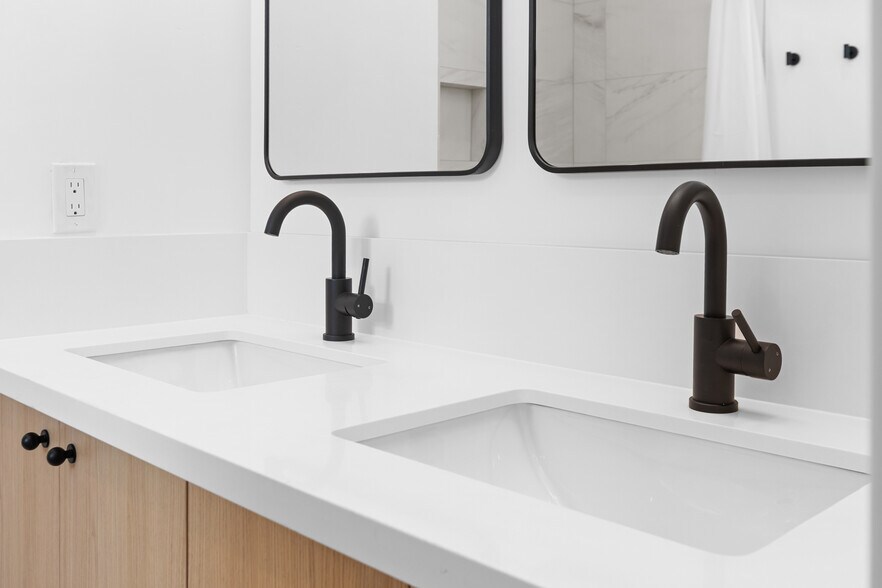 More Photos Of 4401 El Camino Ave, Sacramento Apartments For Sale