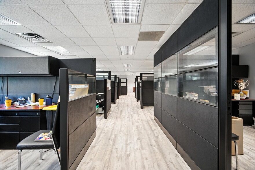 More Photos Of 1767 Northampton St, Holyoke Office Residential For Sale