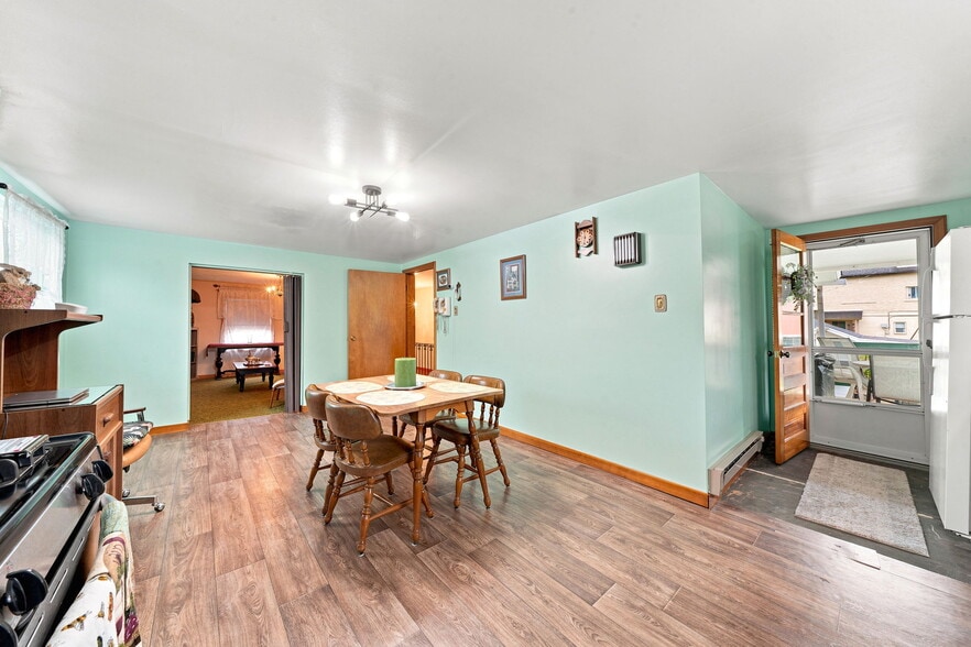 More Photos Of 1519 Renton Rd, Pittsburgh Funeral Home For Sale