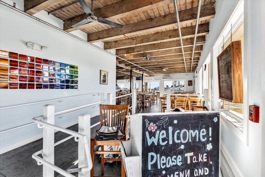 More Photos Of 317-319 Commercial St, Provincetown Restaurant For Lease