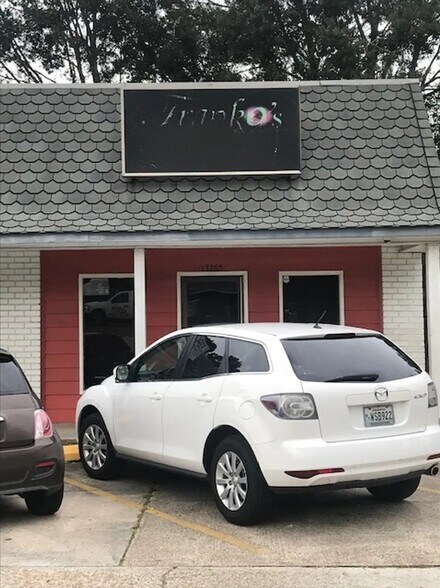 More Photos Of 13241 Perkins Rd, Baton Rouge Storefront For Lease