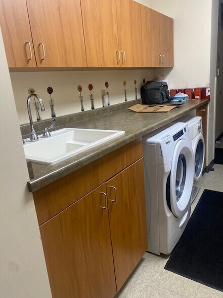 More Photos Of 1696 Greenview Dr SW, Rochester Office For Sale