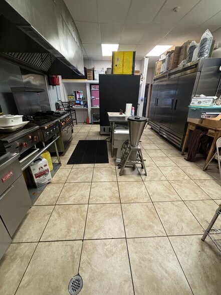 More Photos Of 203-205 Alexander St, Newark Storefront For Sale