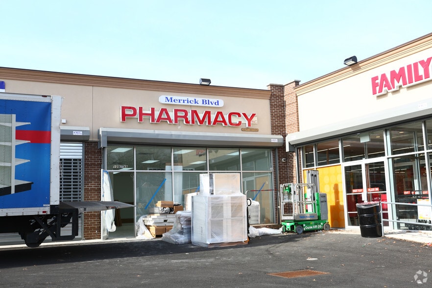 More Photos Of 10950 Merrick Blvd, Jamaica Storefront For Lease