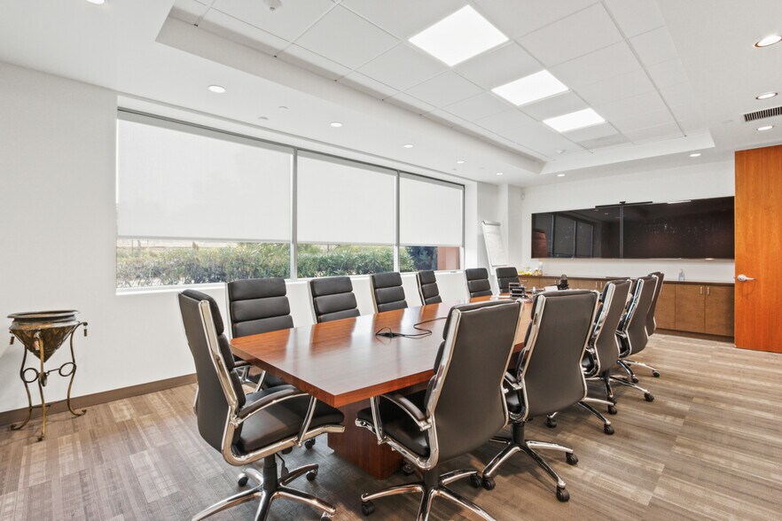 More Photos Of 408 Saturn St, Brea Warehouse For Sale