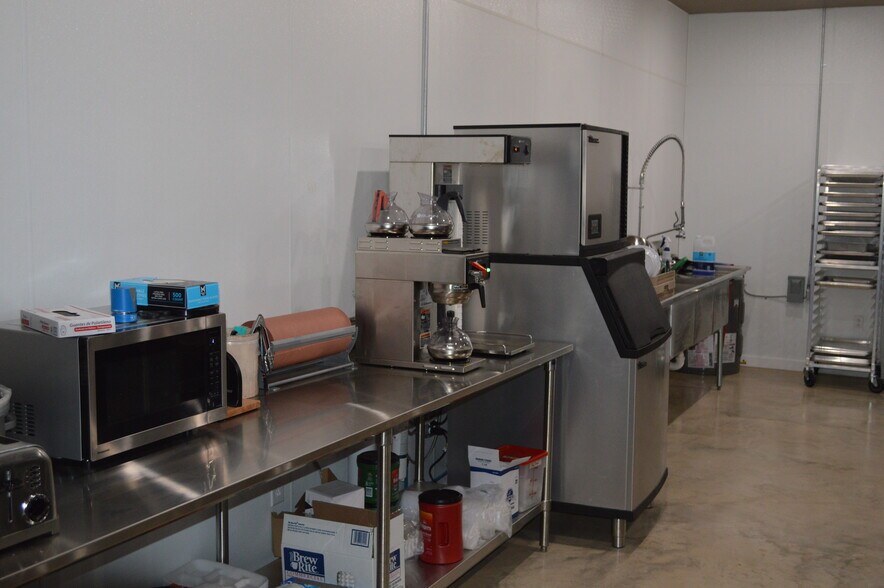 More Photos Of 3523 Highway 163, Cherry Valley Restaurant For Sale